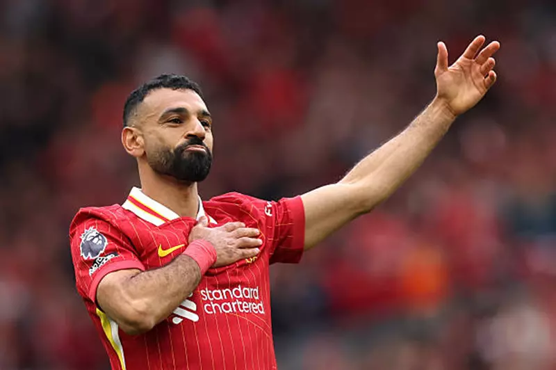 صلاح يكشف: كنت سأنتقل إلى الدوري السعودي لو لم أجدد عقدي مع ليفربول
